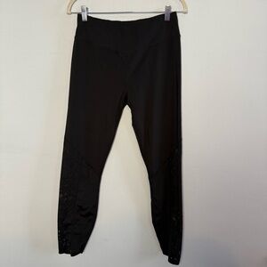 Varley 7/8 Style Black Leggings, Size M